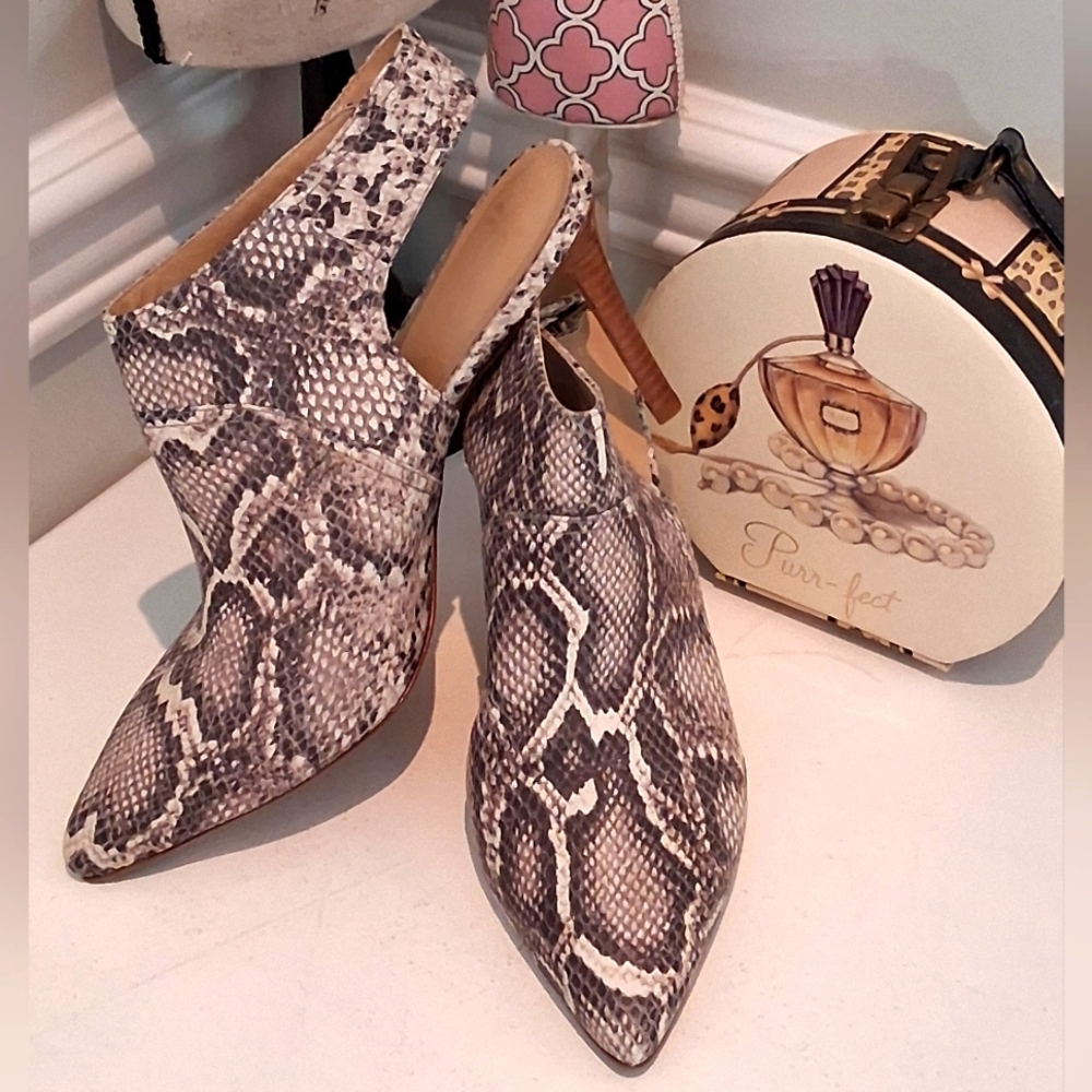 Johnston & Murphy Leather Animal Print Pointed Toe Heeled Slingback Bootie Sz 10